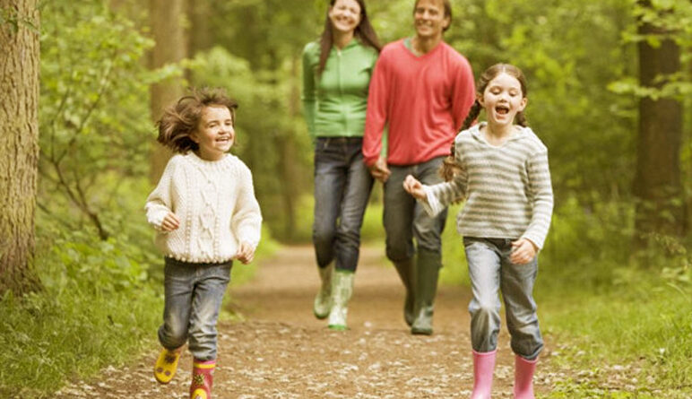 promenade, sortir plus souvent, protection contre la démence, la démence, pression artérielle