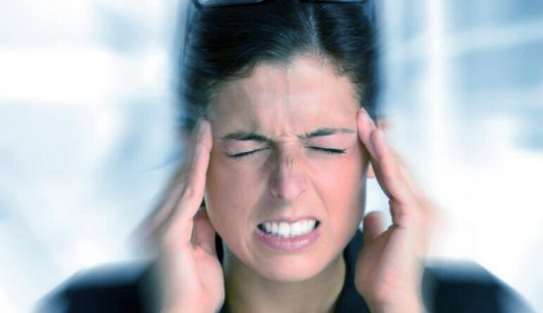 les maux de tête, les maux de tête et l'alimentation, les migraines, l'alimentation et les migraines, combattre les migraines