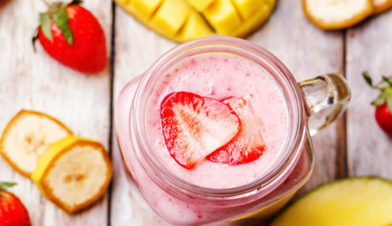 smoothie santé, recettes de smoothies, smoothie aux fraises