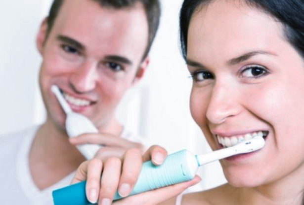 brossage des dents, brosser les dents, après combien de minutes on peut brosser les dents